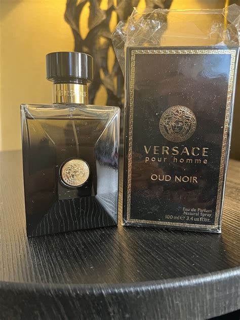 Versace oud noir discontinued